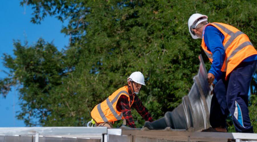 Professional residential roofers in Cochrane, WI